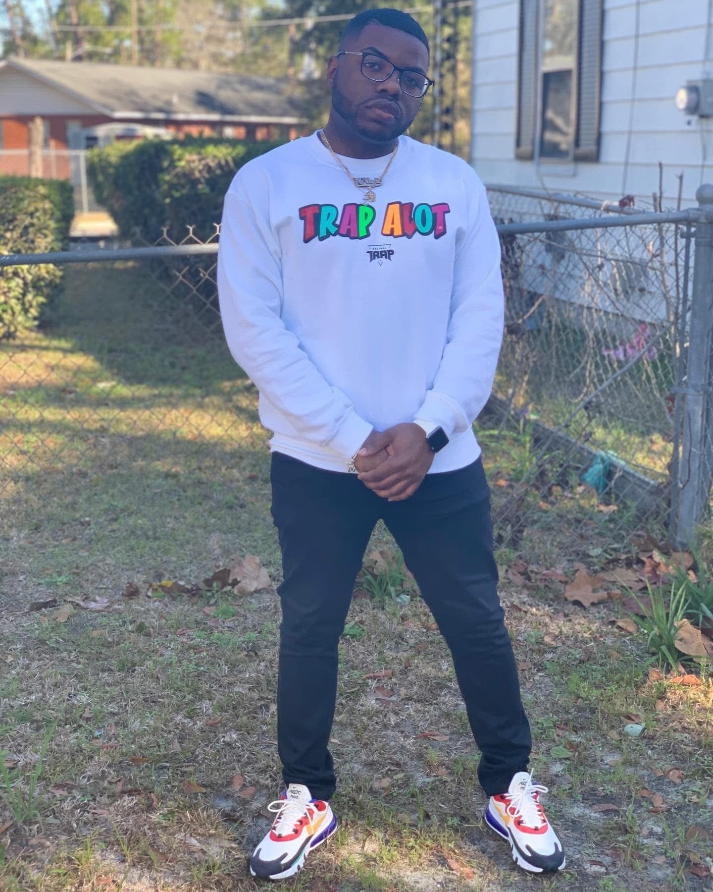 Trap Alot (Sweat Shirt)