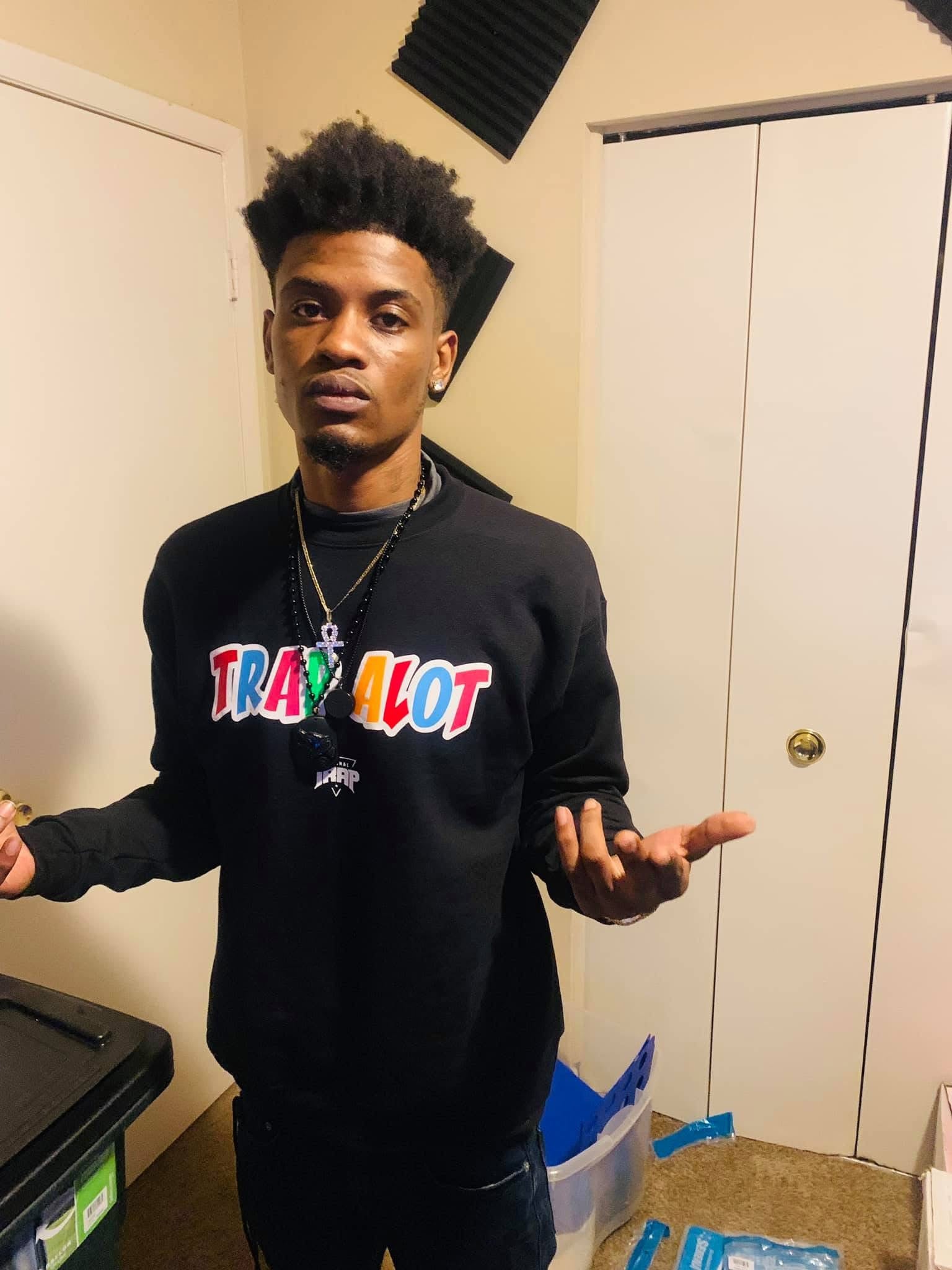 Trap Alot (Sweat Shirt)